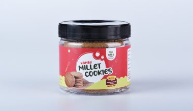 Pearl millet (kambu) cookies